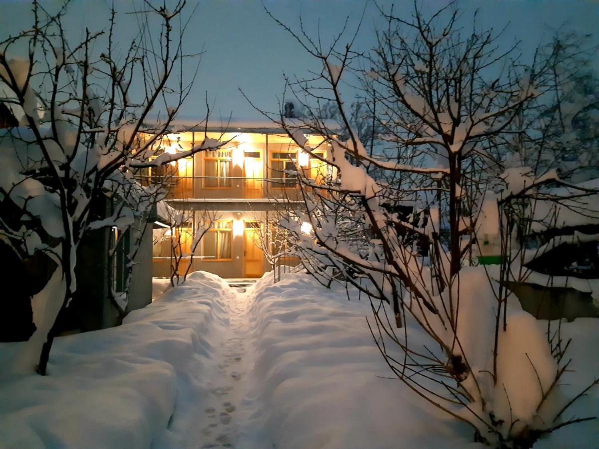 Andranik B&B Goris Exterior foto